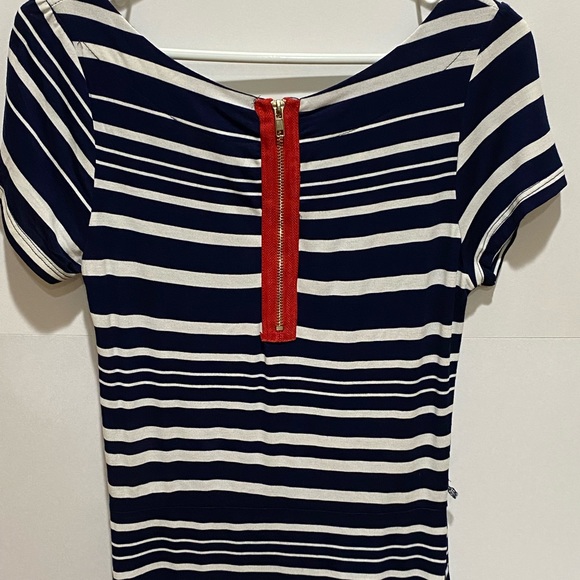 Coco and Tashi dress with belt - new with tags - Picture 4 of 8